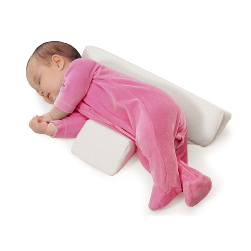 Newborn Pillow Triangular 0-6 Months